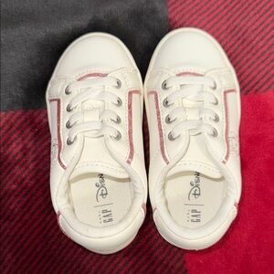 GAP x Disney Baby Sneakers Aristocats